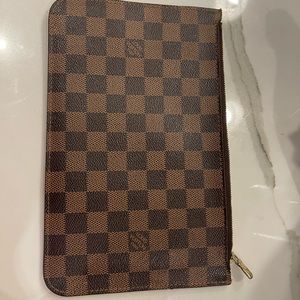 Louis Vuitton pochette